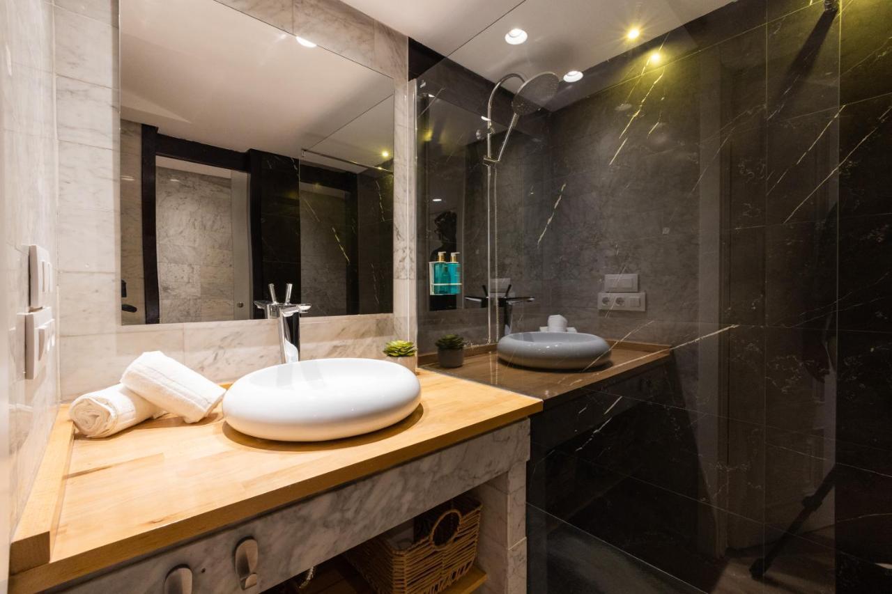 Florit Flats - The Apolo Suite & Terrace Valenza