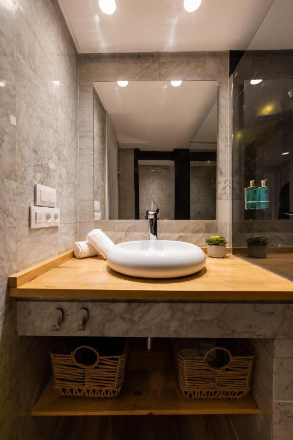 Florit Flats - The Apolo Suite & Terrace